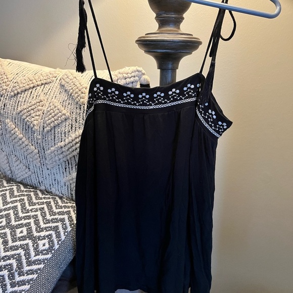 Black American Eagle size small tank top - Picture 2 of 5